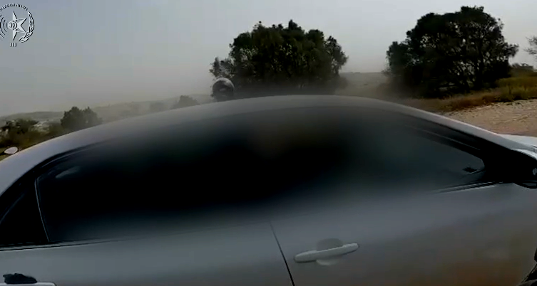 النقب- طفل 11 عاماً يقود سيارة في اللقية ومعه 4 أطفال