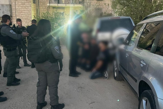القدس: إحباط عملية اختطاف فتى (16 عاماً) في بيت حنينا والمطالبة بفدية.. وتحريره واعتقال 4 مشتبهين