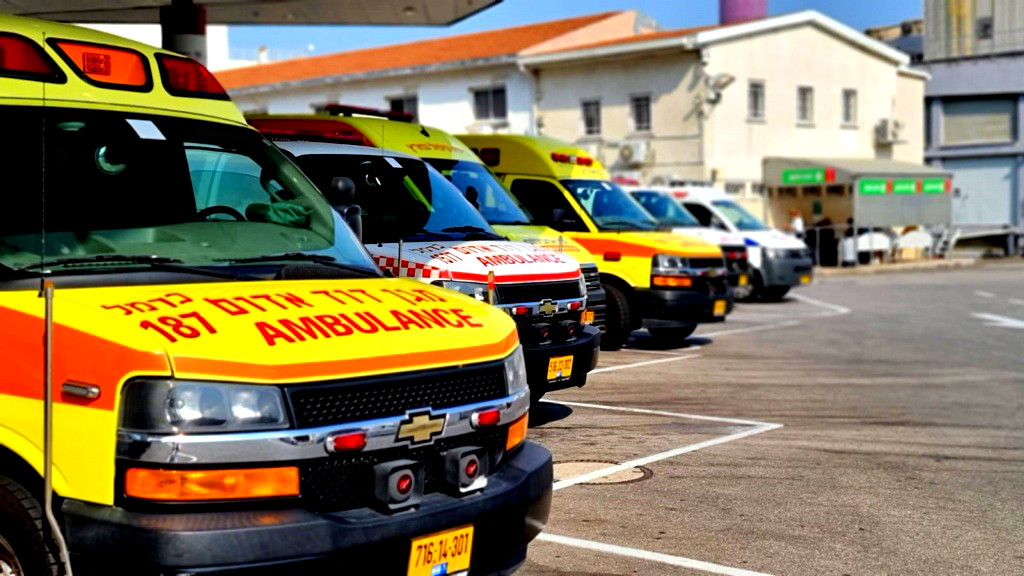 إصابة عامل (50 عامًا) بجروح خطيرة إثر سقوطه من ارتفاع خلال عمله في مدينة حيفا