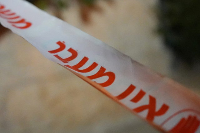 جريمة إطلاق نار في الطيبة: إصابة رجل (52 عاماً) بجراح متوسطة