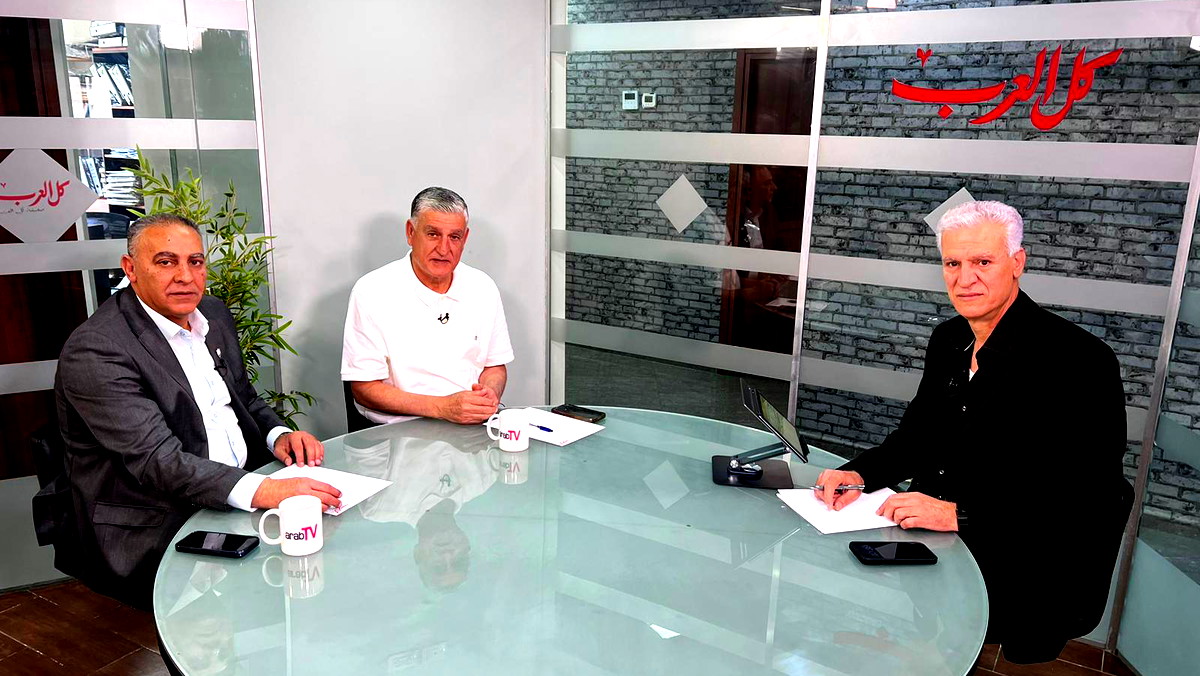 arabTV| رئيس بلدية كفرقرع ورئيس مجلس الرينة في مواجهة مع "كل العرب": نحن الرؤساء نتعهد بدعم الأحزاب بحال تم تشكيل القائمة المشتركة وكلنا مجندون لإخراج الناس للتصويت ولن نقبل بقائمتين "قوتنا بوحدتنا" كونوا على قدر المسؤولية