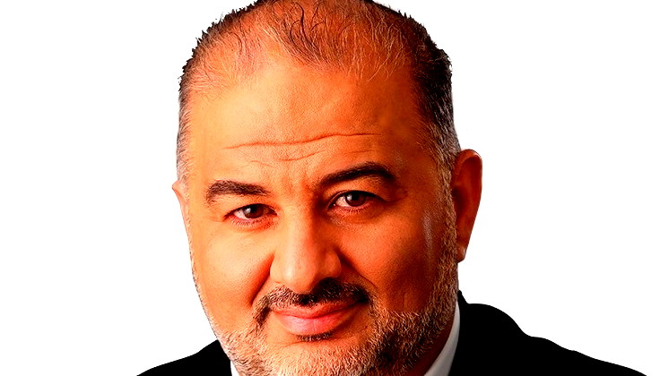 النائب منصور عباس يحسم الجدل: الموحدة ستخوض الانتخابات ضمن قائمة مشتركة تعددية وتقنية