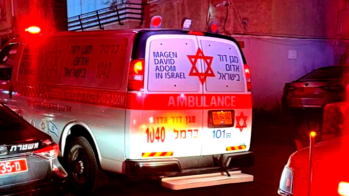 حيفا: إصابة رجل (48 عاماً) بجراح خطيرة إثر جريمة طعن