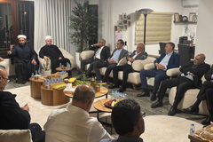 وفد من أطياف المجتمع العربي يقدّم التهاني للدكتور غزال أبو ريا بمناسبة إصدار كتابه “الوساطة في المدرسة والمجتمع: دليل تطبيقي”