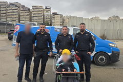 "شرطي ليوم واحد": شرطة القدس تنظم فعالية لطفل من ذوي الاحتياجات الخاصة من شعفاط