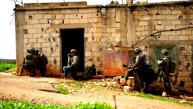 إصابة 3 أشخاص بجراح خطيرة وطفيفة جراء سقوط مسيرة في رأس الناقورة.. مصادر: الإنذارات لم تفعل والدفاعات لم تعترضها