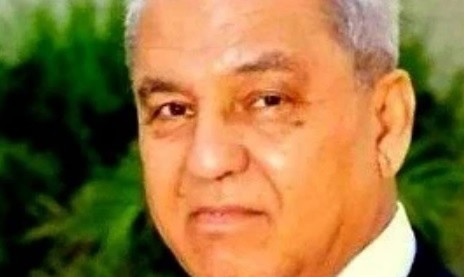 تبنّى 