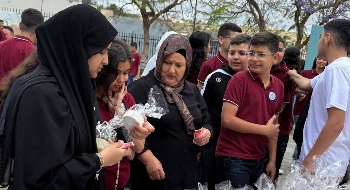 بازار جنة عدن في مدرسة الحلان الإعدادية يحقق نجاحًا مميزًا في سخنين 
