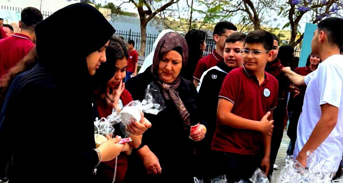 بازار جنة عدن في مدرسة الحلان الإعدادية يحقق نجاحًا مميزًا في سخنين 