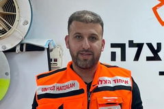 اعتداء وحشي على طبيب متطوع من عرعرة النقب أثناء تأديته لواجبه الإنساني