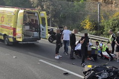 شارع رقم 1 -مفرق حيمد: إصابة شاب (18 عاماً) بجراح متوسطة إثر حادث دراجة نارية