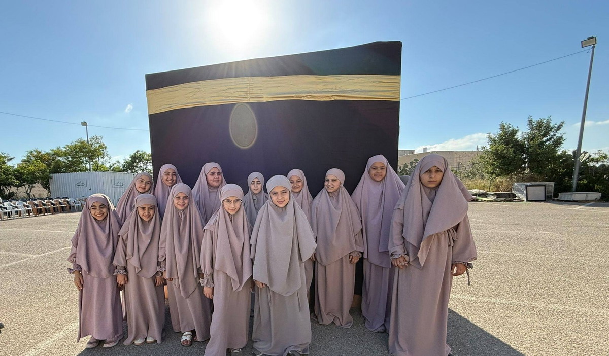 بأجواء إيمانية مدرسة عبد الرحمن تنظم فعالية العيد ومناسك الحج