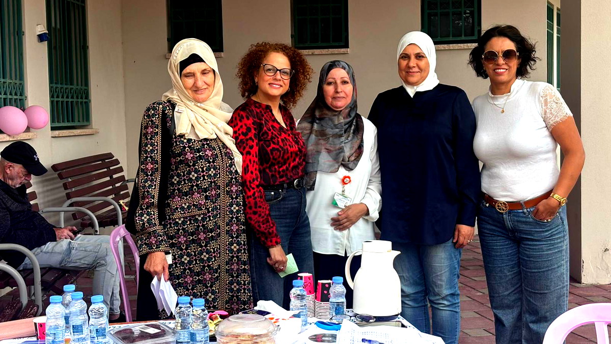 امتدادًا لمشروع "أكتوبر الوردي"- بلدية كفرقرع تواصل دعم صحّة المرأة عبر فحوصات الميموغرافيا