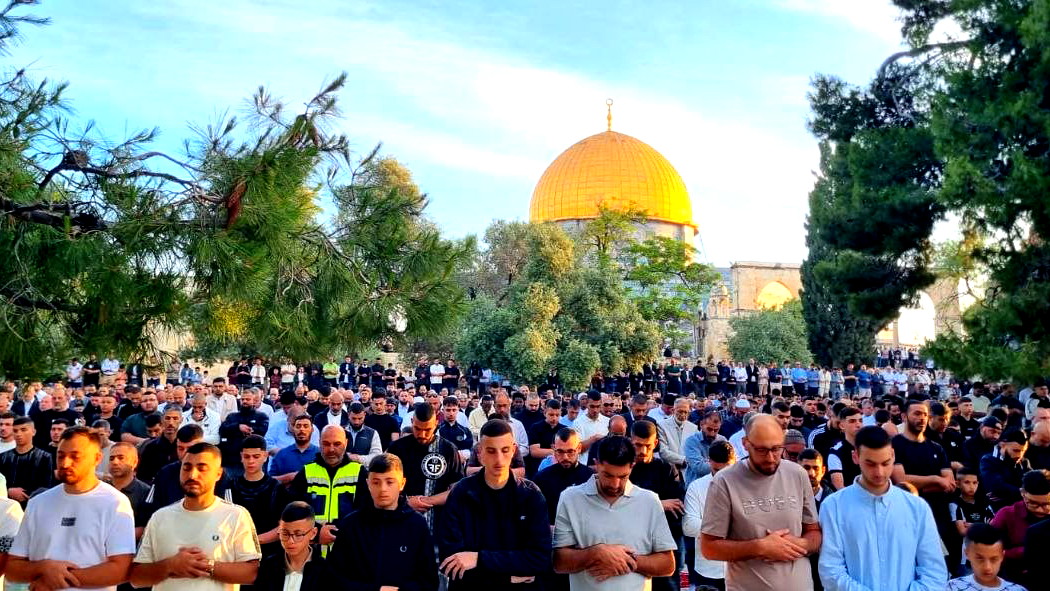 140 ألف مصل أدوا صلاة عيد الأضحى في المسجد الأقصى المبارك