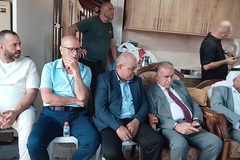 عكّا تحتضن لقاءً أخويًا جامعًا في بيت الشيخ سمير عاصي
