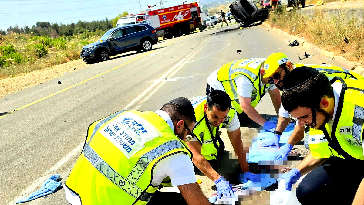 إصابة حرجة لسائق دراجة نارية تعرض لحادث طرق مروع في يوكنعام