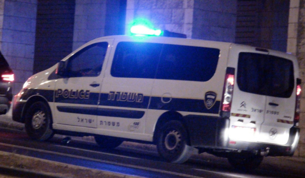 إصابة شخصين من حورة إثر تعرضهما لإطلاق نار في كريات جات واعتقال 3 مشتبهين