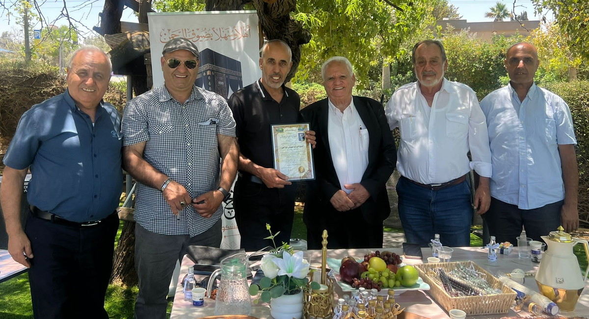 زيارة وفد 