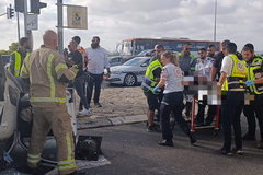 مفرق "ياغور": إصابة شاب (25 عاماً) بجراح متوسطة إثر حادث طرق بين مركبتين