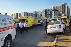 الرملة: إصابة شابة (28 عاماً) بجراح متوسطة وإصابتان طفيفتان إثر حادث طرق
