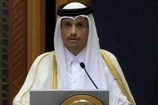 وزير الخارجية القطري يجري اتصالات مع مسؤولين في الكويت والإمارات ومصر وتركيا لبحث تعزيز أمن المنطقة ودعم الحلول الدبلوماسية