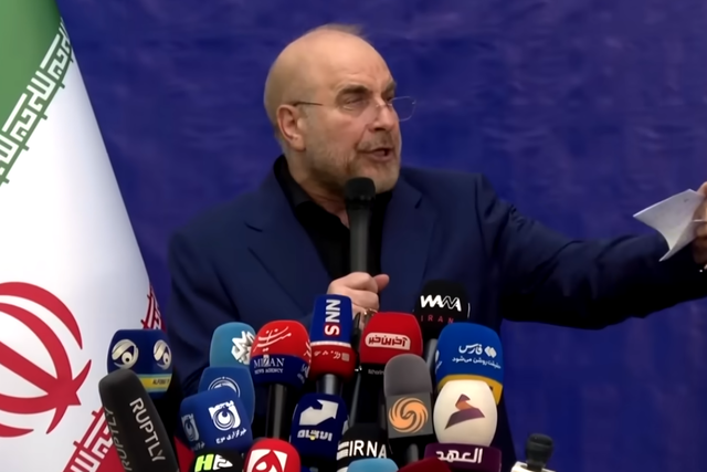 الجمهورية الإسلامية الإيرانية تُعلن عن توصلها لاتفاق مع أميركا للإفراج عن اثني عشرَ مليار دولار من أصولها المجمّدة