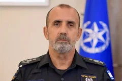 مفوض الشرطة: سنضرب منظمات الجريمة دون رحمة ونلاحقها حتى تقديمها للعدالة