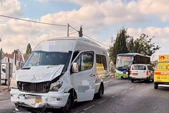 إصابة مسنة (80 عاماً) بجراح خطيرة وإعادتها للحياة إثر حادث طرق قرب مفرق ألون