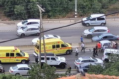 خمس إصابات إثر حادث طرق وقع بين ثلاث مركبات على شارع 65  قرب أم الفحم