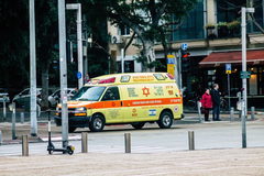 إصابة راكب دراجة نارية (30 عامًا) بجروح خطيرة إثر تعرّضه لحادث طرق ذاتي في تل أبيب