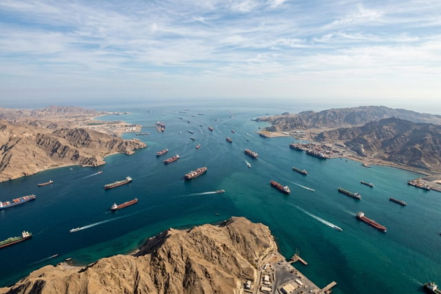 الجمهورية الإيرانية تهدّد باستهداف السّفن الحربية المشاركة في الحصار الاقتصادي وتؤّكد: نملك القدرة وسترون النتائج