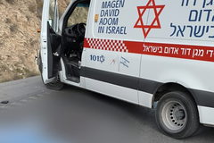 مصرع سائق دراجة نارية (60 عامًا) إثر حادث طرق دامٍ وقع على شارع 398 في منطقة القدس