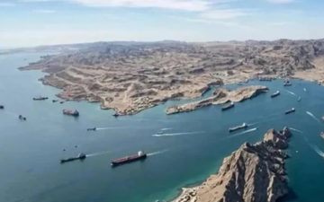 عراقجي لنظيره البريطاني: انعدام الأمن في المنطقة ومضيق هرمز نتيجة للهجمات الأميركية والإسرائيلية بدعم أوروبي