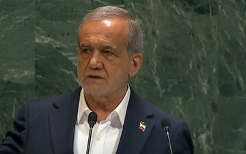 بزشكيان: لم نعد نثق بالمفاوضات مع واشنطن..  حل أزمة المضيق عبر المفاوضات وليس بالقوة