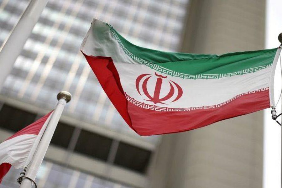 إيران تتمسك بالدبلوماسية وتلوح بمفاجآت بعد رفض ترامب مقترح هرمز