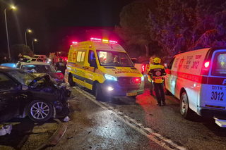 إصابة 6 أشخاص بينهم شاب بحالة خطيرة جراء حادث طرق على شارع 784 قرب كوكب أبو الهيجاء