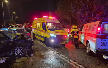 إصابة 6 أشخاص بينهم شاب بحالة خطيرة جراء حادث طرق على شارع 784 قرب كوكب أبو الهيجاء