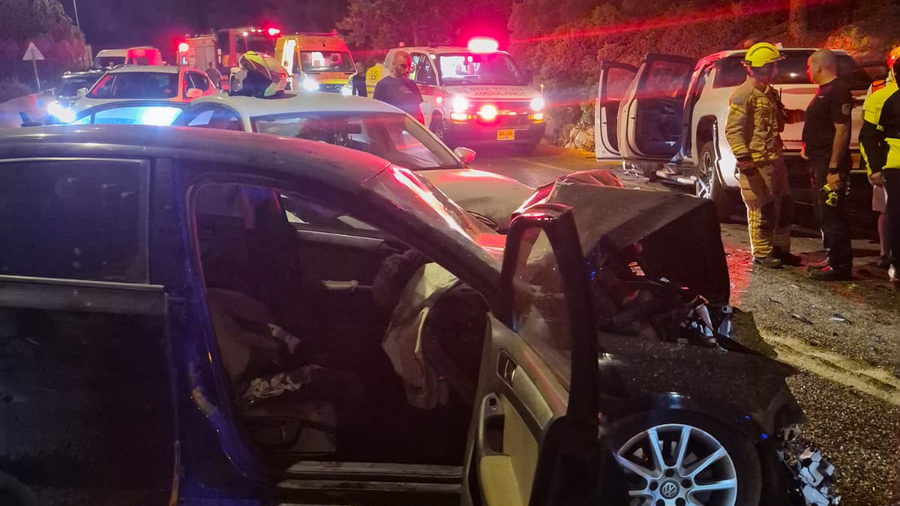 إصابة 6 أشخاص بينهم شاب بحالة خطيرة جراء حادث طرق على شارع 784 قرب كوكب أبو الهيجاء