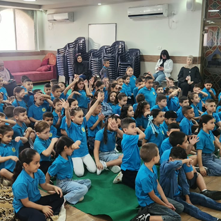 المكتبة العامة في كفرمندا تنظم ساعة سرد قصة لجميع لمدارس الابتدائية في البلدة