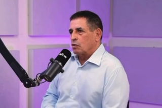 المرشح الثاني بالقائمة العربية الموحدة يوآف سيغالوفيتش يؤيد شطب ترّشح سامي أبو شحادة من انتخابات الكنيست الـ26