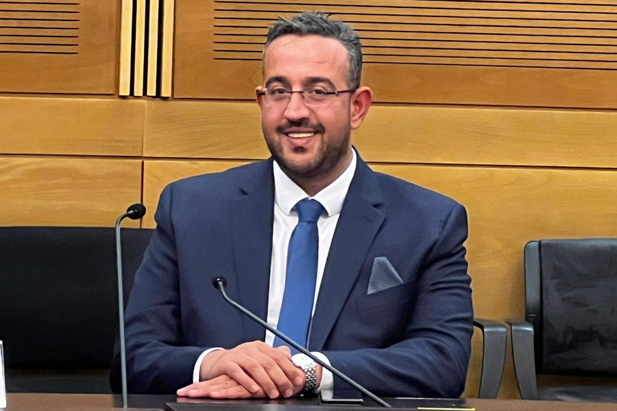 اتحاد أرباب الصناعة: اتفاق مبدئي لزيادة ساعات العمل في معبر نهر الأردن وتحرير 600 شاحنة محملة بالبضائع