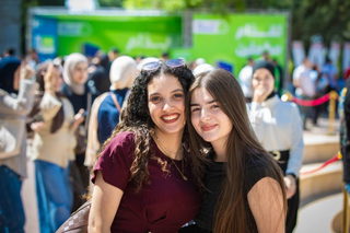 جامعة القدس تختتم استقبال طلبتها الجدد للعام الأكاديمي 2026/2027