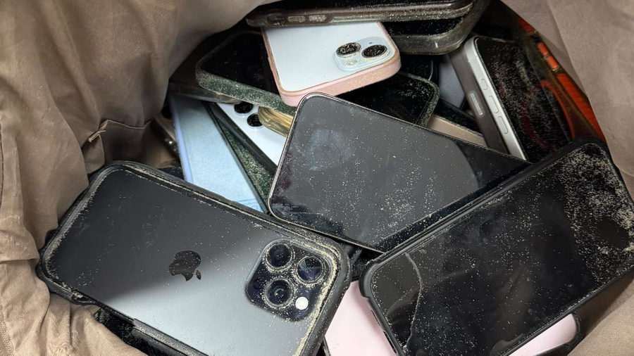 اعتقال مشتبه بسرقة 36 هاتفًا نقالًا في شاطئ بوجراشوف بتل أبيب