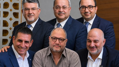 العليا تسمح للمشتركة والموحدة وكسيف بخوض الانتخابات وأبو شحادة ينسحب