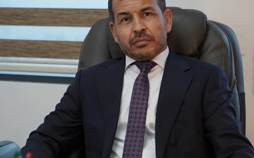 فخ الألوهية المصغَّرة- حين يتحول المنصب من تكليف بالخدمة إلى أداة استعباد