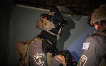 القدس: إصابة شاب بجروح متوسطة وأضرار في الممتلكات إثر شجار عائلي في مخيم شعفاط