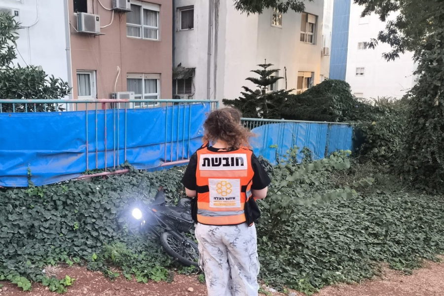 نوف هجليل: إصابة شاب (20 عاماً) بجروح خطيرة إثر حادث دراجة كهربائية