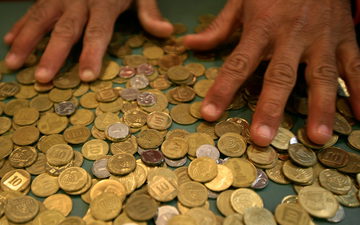 شائعات حول اختفاء فئة "نصف شيكل" تثير بلبلة في الأسواق.. ولا تأكيدات رسمية حتى الآن