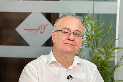رئيس بلدية الطيرة مأمون عبد الحي يعلن اعتزاله العمل البلدي نهاية الدورة الحالية، ويشن هجوماً حاداً على حكومة اليمين، ويحذر من خطورة المقاطعة بمعادلة حاسمة: "إذا ما قلعناهمش راح يقلعونا".*
