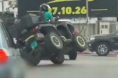 عرعرة المثّلث: اعتقال قاصر بشبهة قيادة درّاجة رباعيّة بشكل متهوّر وتعريض مستخدمي الطريق للخطر
